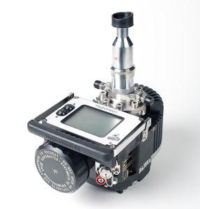 water analyzer / dew-point / portable / compact