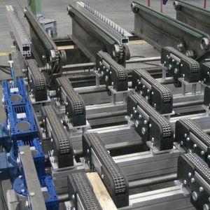 chain conveyor / distribution / handling / transport