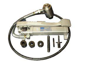 foot-operated hydraulic pump