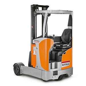 electric reach truck / side-facing seated / for warehouses / exterior