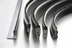 strip brush / for guidance / sealing / plastic