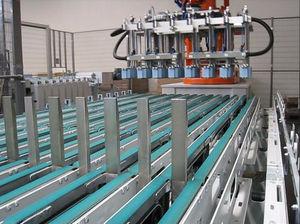 automatic materials handling system / stack