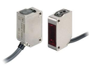 diffuse reflective photoelectric sensor / rectangular / laser / compact