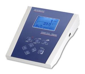 oxygen analyzer / salinity / benchtop / with data logger