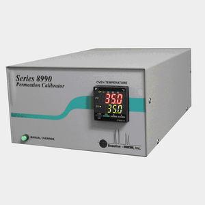 gas flow calibrator / for gas analyzers / with permeation oven