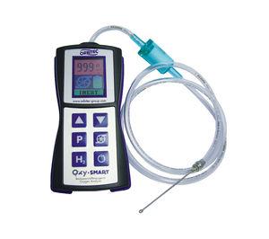 oxygen analyzer / concentration / portable / compact