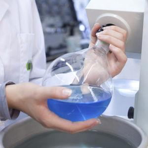 pear-shaped flask / glass