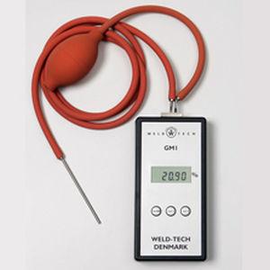 oxygen analyzer / concentration / portable / monitoring