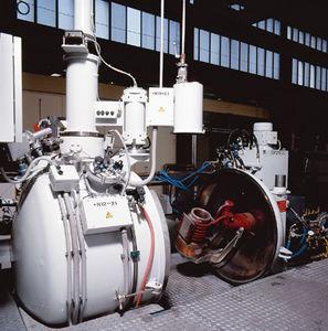 melting furnace / rotary retort / induction / vacuum