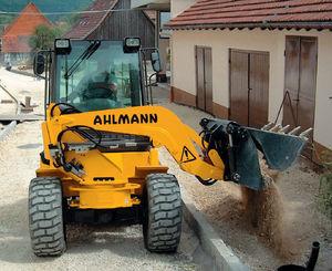 wheeled loader / swing