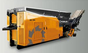 chain pre-crusher / horizontal / for plastics