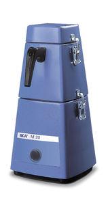 blade mill / horizontal / miscellaneous waste / for the pharmaceutical industry