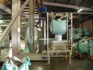 bag materials handling system