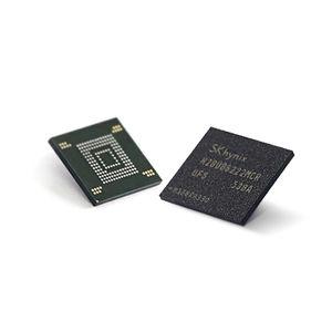 NAND memory chip / for mobile applications