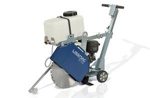 floor saw / for asphalt / compact / combustion engine