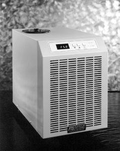 laboratory recirculation chiller / compact / benchtop / small