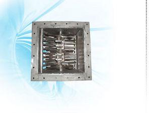 double-roller lump breaker / horizontal / for powders