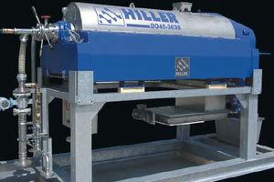 centrifugal decanter / horizontal / industrial / 3-phase