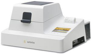 liquid analyzer / moisture / benchtop