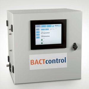 water analyzer / IP54 / with touchscreen / online