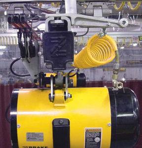 electric feeding system / pneumatic / for lifting equipment