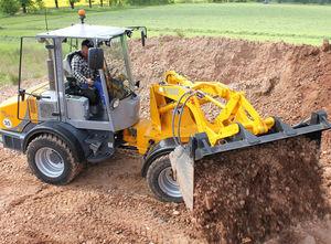 wheeled loader / articulated / swing