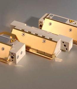 continuous wave laser diode array / solid-state / water-cooled / semiconductor