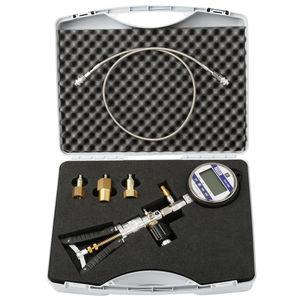 pressure calibration system / compact / laboratory / digital
