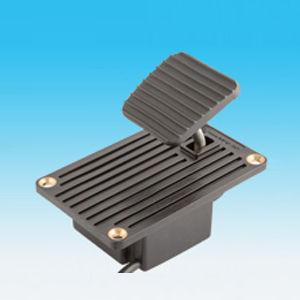 accelerator foot switch / Hall effect / for vehicles / corrosion-resistant