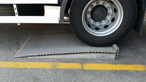 wheel lifting device