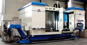 3-axis machining center / universal / swiveling-spindle / with rotary indexing table