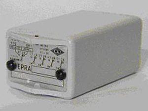 4 NO/NC protection relay / panel-mount / AC/DC
