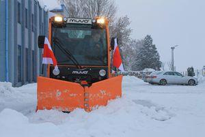 V snow-plow / for loaders