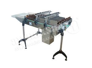 linear feeder / automatic / packaging machine