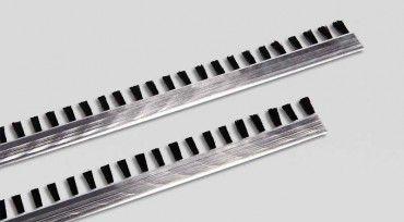 strip brush / cleaning / aluminum / anti-static