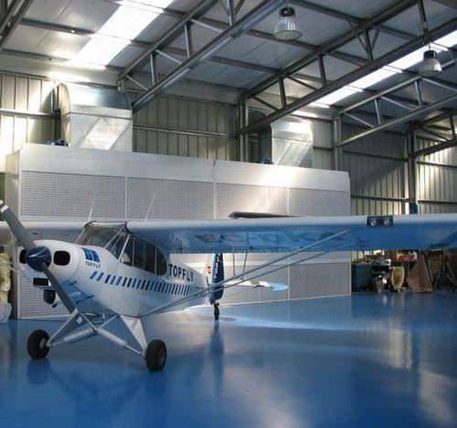 enclosed paint booth / filter / for aeronautical applications
