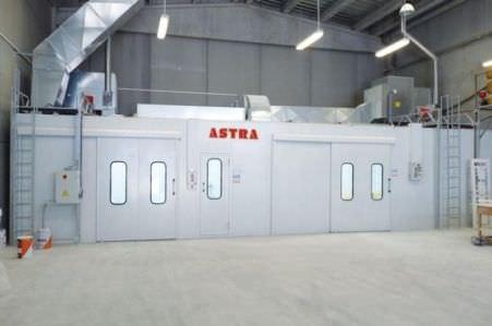 enclosed paint booth / filter / with drying