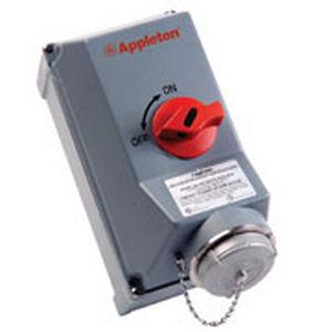 interlocked electrical outlet / wall-mounted / compact