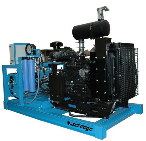 water pump / diesel-powered / piston / for water-jet cutting machines
