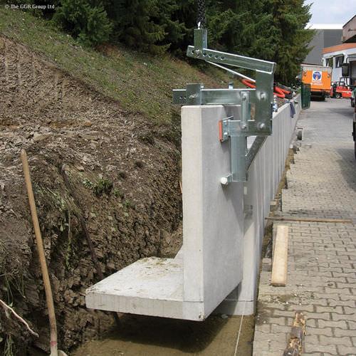 vertical lifting clamp / stone / for angled concrete