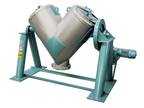 batch mixer / horizontal / V / for powders