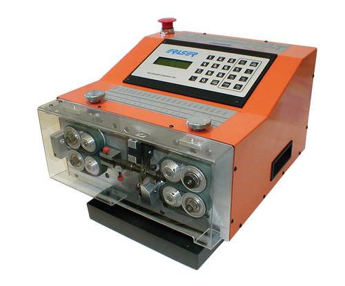 cable cutting and stripping machine / blade / programmable