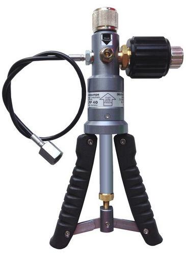 manual calibration pump / pneumatic / for pressure and vacuum