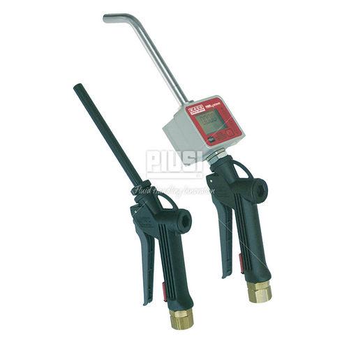 dispensing nozzle with electronic meter