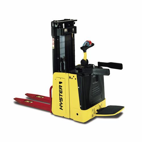 electric stacker truck / with rider platform / for warehouses