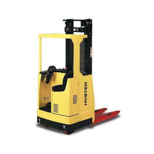 electric stacker truck / ride-on / transport