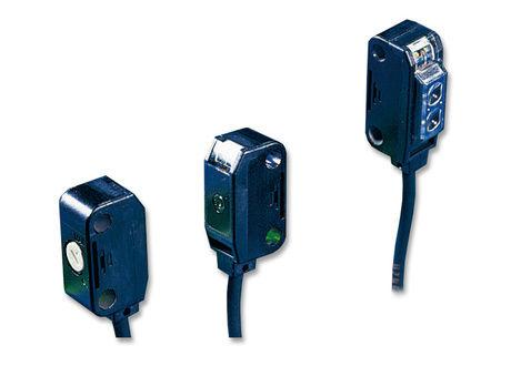 through-beam photoelectric sensor / diffuse reflective / red light / compact