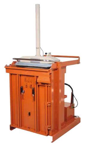 vertical baling press / front-loading / high-capacity / single-chamber