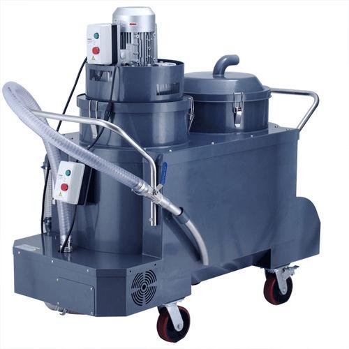 oil and chip vacuum cleaner / three-phase / industrial / mobile