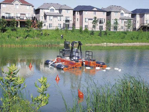 remote-controlled dredger / hydraulic